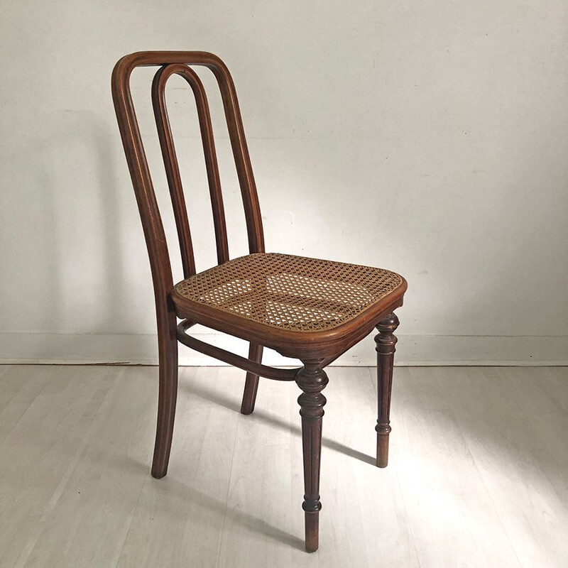 Vintage model 41 chair by Michael Thonet in wood 1930s