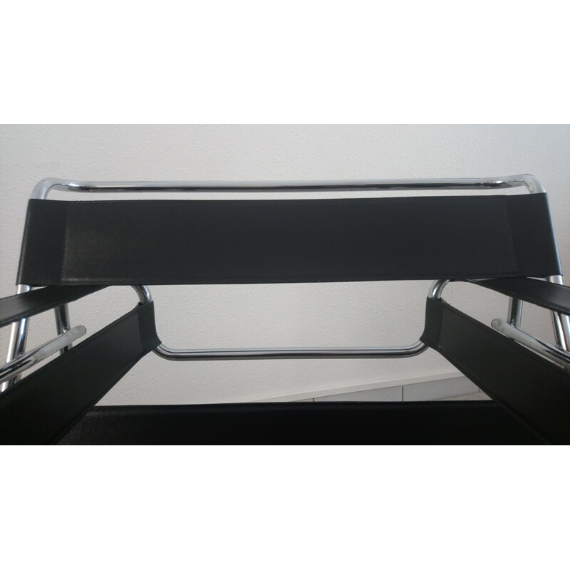 Vintage Wassily B3 chair in black leather and chrome steel by Marcel Breuer, Italy, 1980