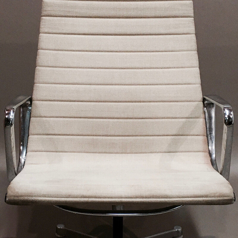 Vintage EA 116 chair by Charles and Ray Eames