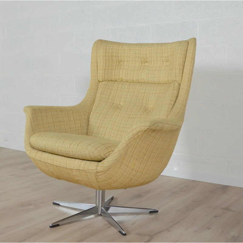 Vintage swivel chair