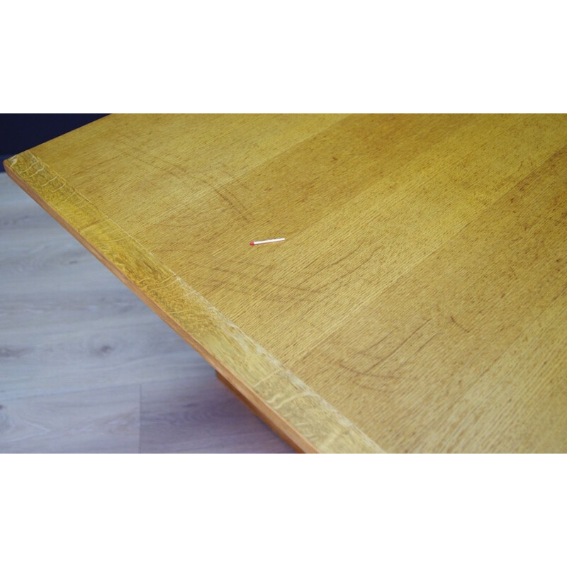 Table scandinave vintage en frêne