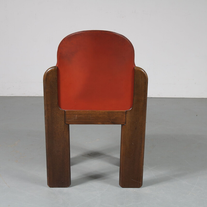 Vintage Set of 4 dining chairs in wood and red leather, Italy 1970s