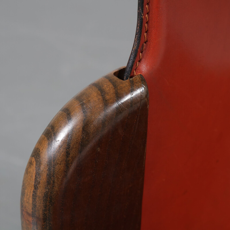 Vintage Set of 4 dining chairs in wood and red leather, Italy 1970s