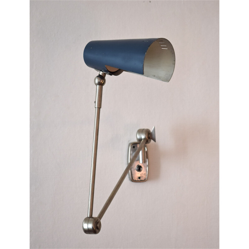 Adjustable vintage wall light, model 2024, by Stilnovo, 1950