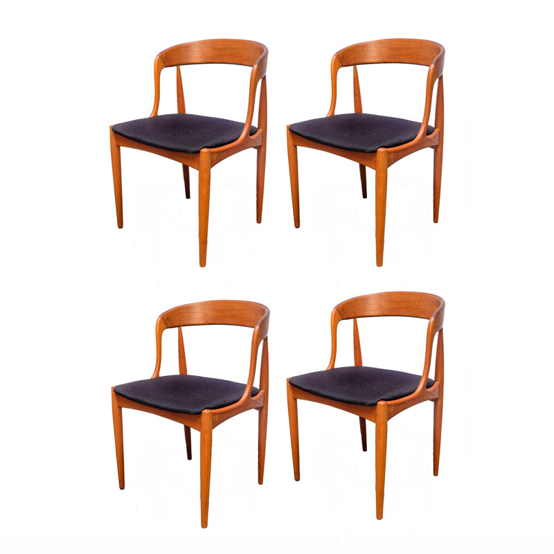 Suite de 4 chaises vintage en teck par Johannes Andersen pour Uldum