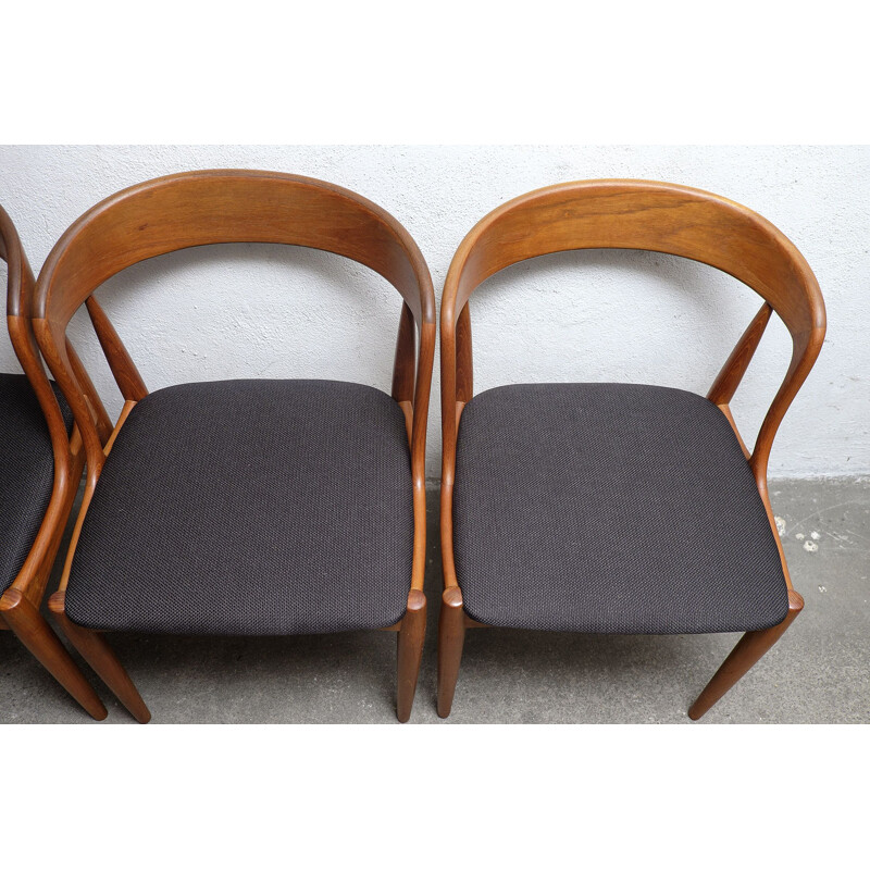 Set of 4 vintage teak chairs by Johannes Andersen for Uldum