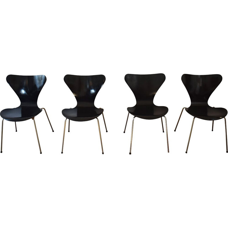 Vintage "Series 7" 4-chairs set by Arne Jacobsen's for Fritz Hansen, 1960