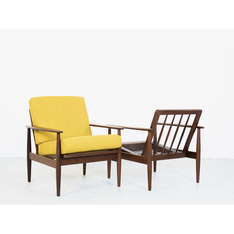 Paire de fauteuils danois en teck et tissu jaune, 1960
