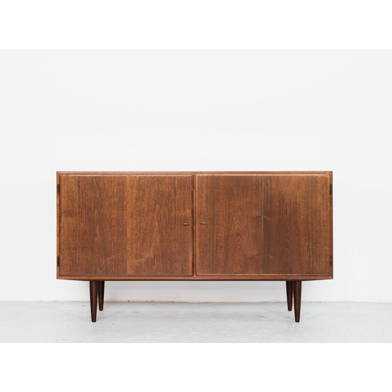 Danish vintage cupboard with 2 doors in teak by Hundevad, 1960s