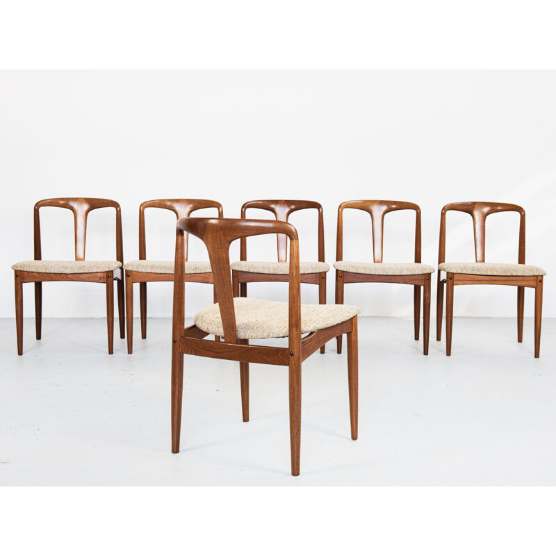 Set of 6 vintage Juliane chairs in teak by Johannes Andersen for Uldum, 1960s