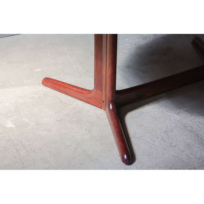 Oval unfoldable vintage dining table in rosewood, Denmark, 1960s