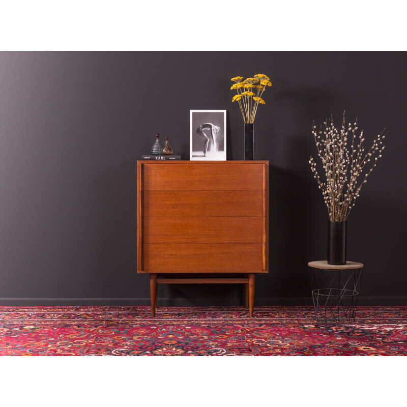 Scandinavian chest of drawers in teakwood