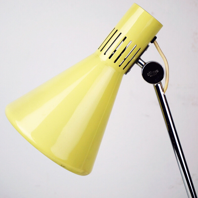 Vintage yellow Italian table Lamp by Stilnovo