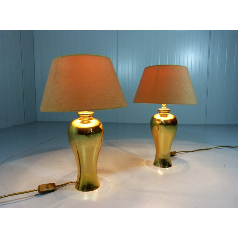 Set of 2 vintage brass and beige velvet shades table lamps, 1970