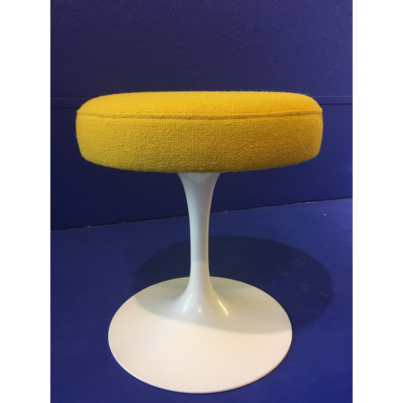 Vintage Tulip stool by Eero Saarinen for Knoll