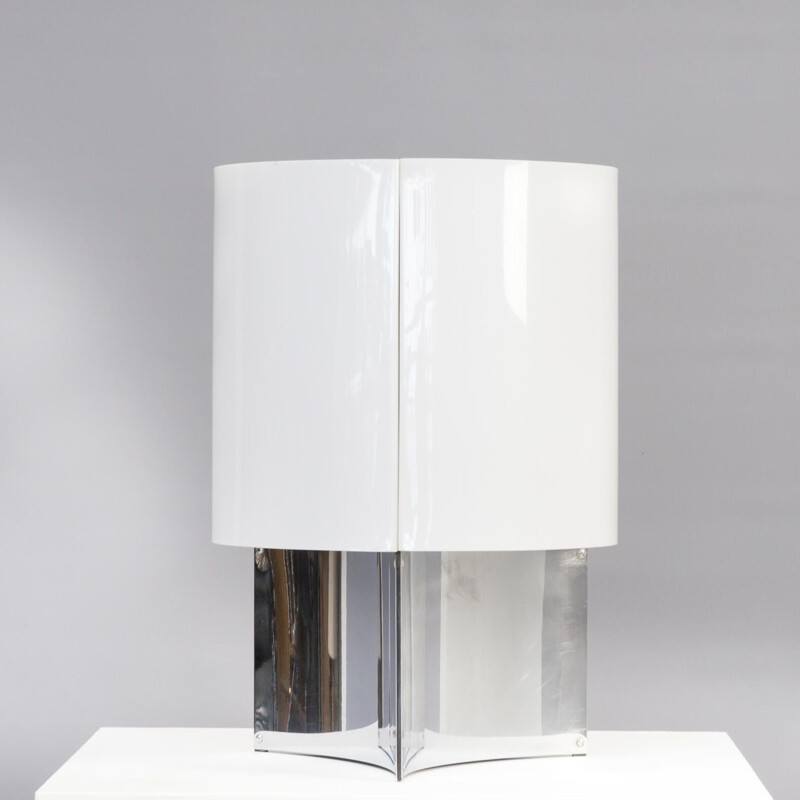 Vintage 526G table lamp by Massimo Vignelli for Arteluce