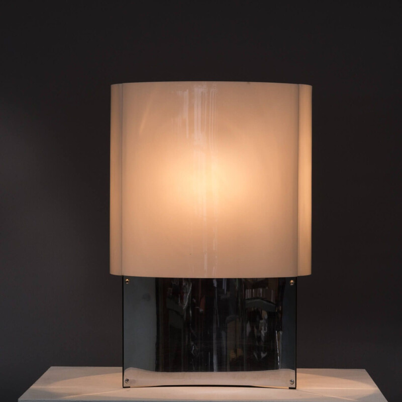 Vintage 526G table lamp by Massimo Vignelli for Arteluce