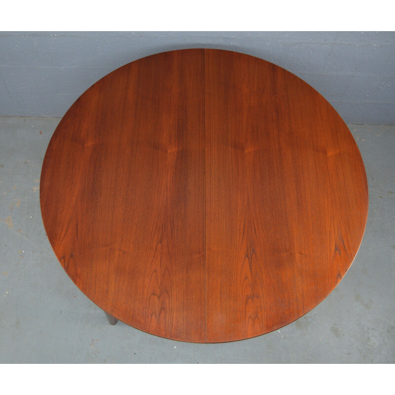 Vintage dining set with round teak dinning table and 4 chairs