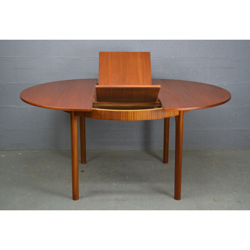 Vintage round dinning table by Mcintosh, 1970s