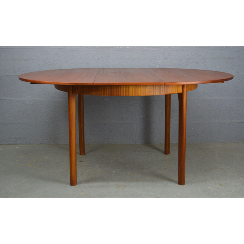 Vintage round dinning table by Mcintosh, 1970s