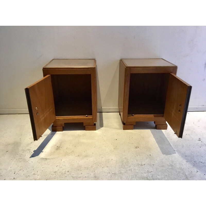 Pair of 2 vintage night stands