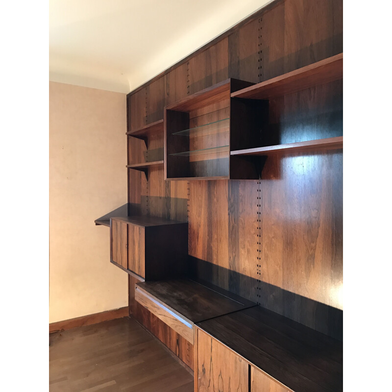 Vintage modular rosewood wall library by Poul Cadovius 