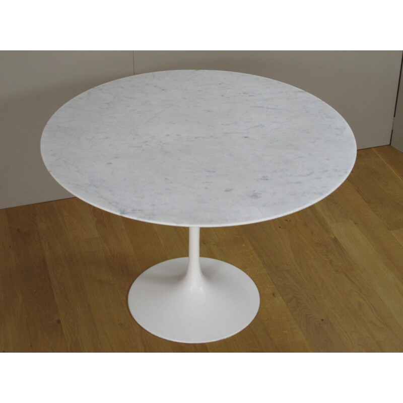 Knoll tulip table in aluminum, rislan and marble, E. SAARINEN - 1970s