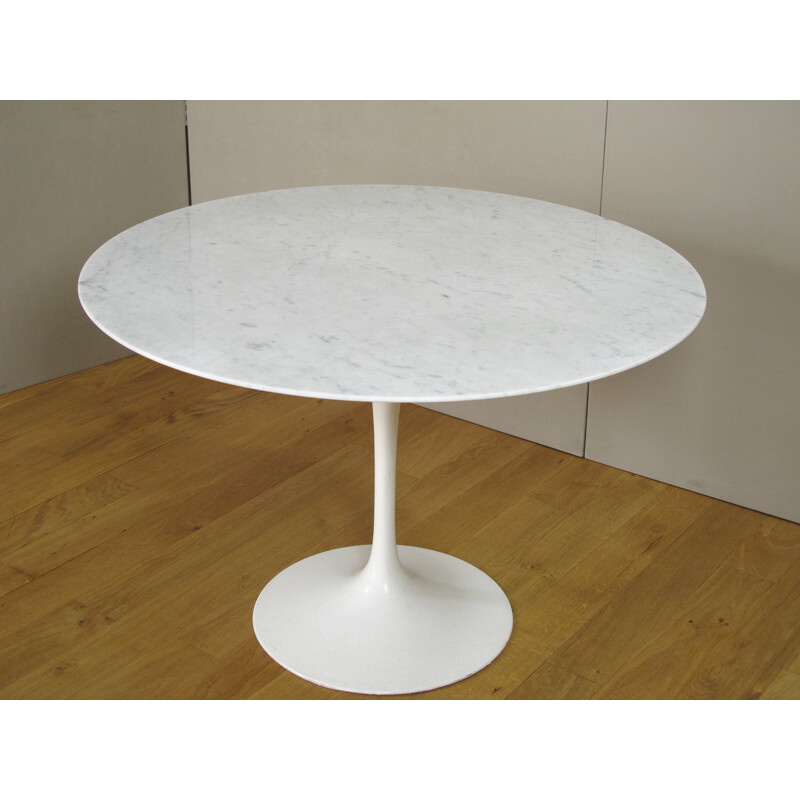 Knoll tulip table in aluminum, rislan and marble, E. SAARINEN - 1970s