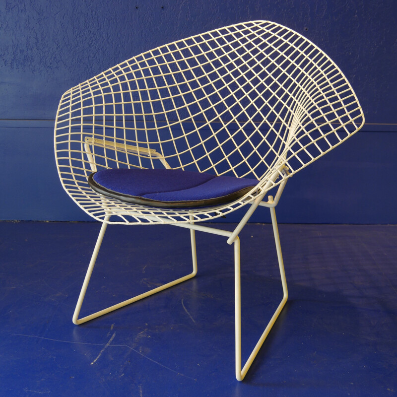 Vintage armchair in powder-coated metal and wool "Diamond" by Harry BERTOIA, 1972