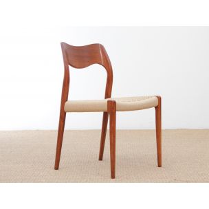 Suite de 6 chaises scandinaves en teck modèle 71