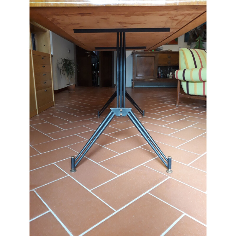 Vintage tweekleurige tafel van hout en ijzer, Italië 1950