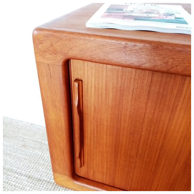 Vintage Pair of Scandinavian bedside in teak, 1970