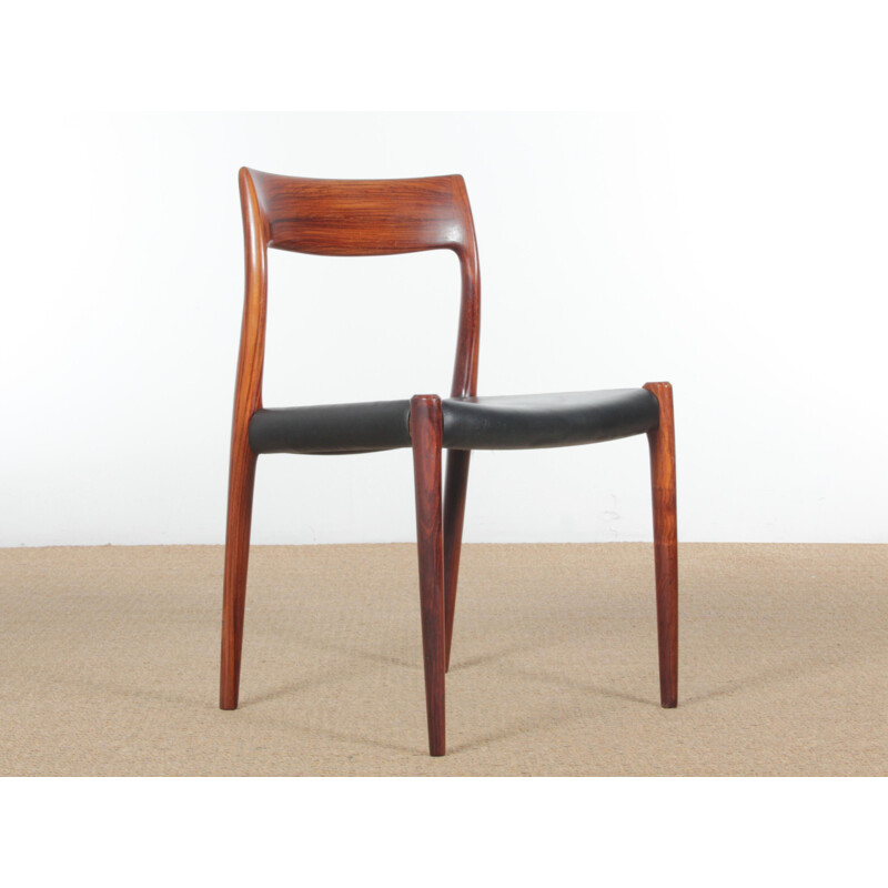 Suite de 4 chaises vintage scandinaves en palissandre modèle 77 par Niels O. Møller, 1970