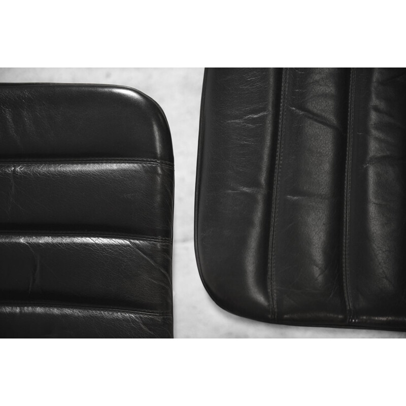 Vintage Pair of Minimalist Armchairs in Leather by Pol International, Germany 1960s