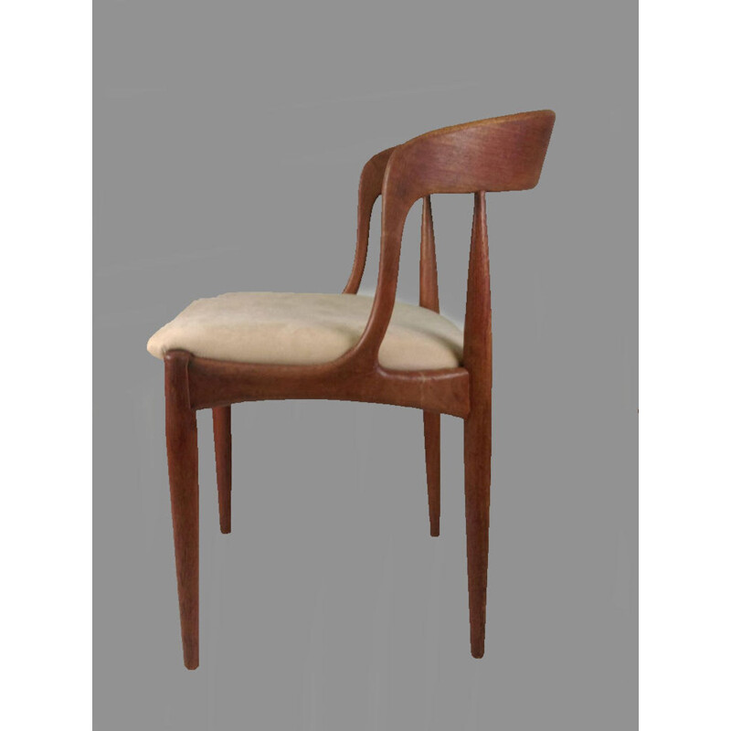 Set of 8 vintage dining chairs by Johannes Anderasen for Uldum Møbelfabrik, 1965