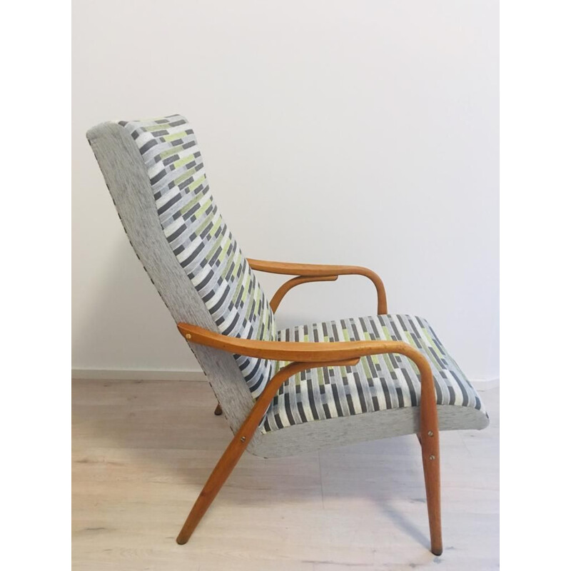 Grauer Vintage-Sessel von Antonin Suman für Ton, 1960