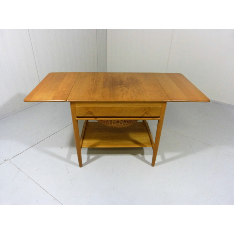 Sewing table in oak, Hans WEGNER - 1950s