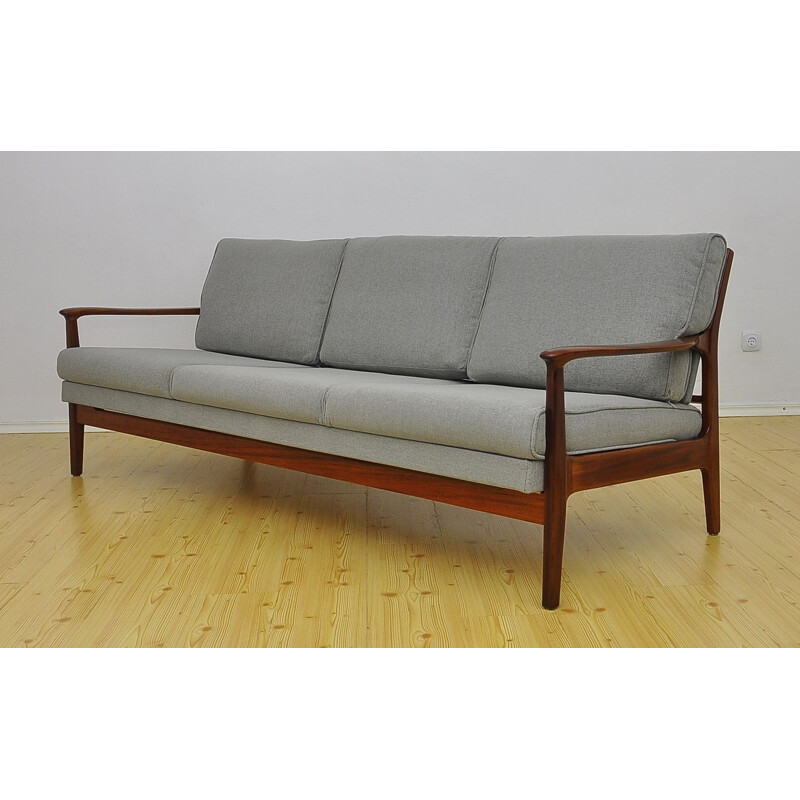 Vintage danish sofa with retractable seat, 1960s