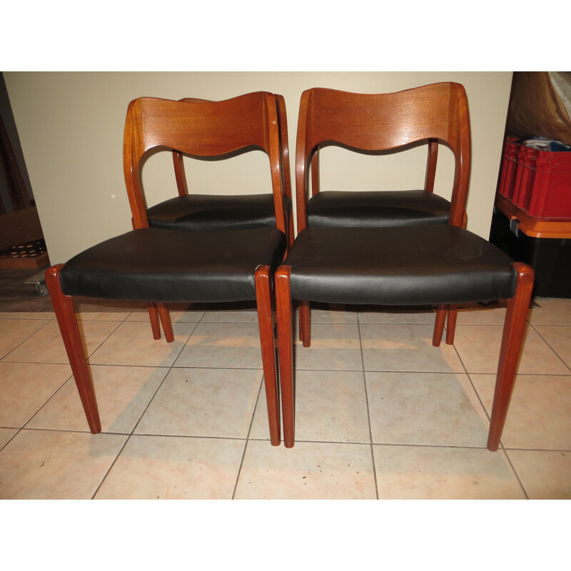 Set of 4 vintage danish black chairs 1960s