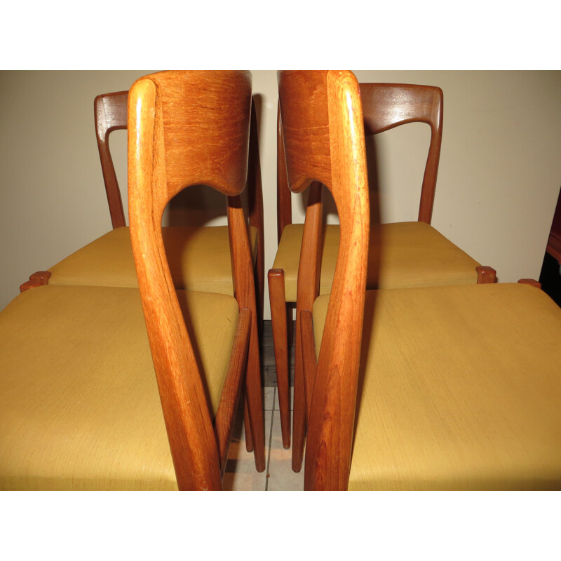 Set of 4 vintage danish teak chairs, 1960s