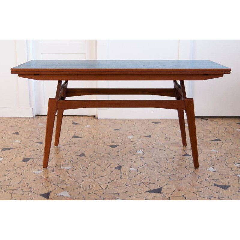 Table extensible vintage en teck et pieds fuseaux par Trioh 1960