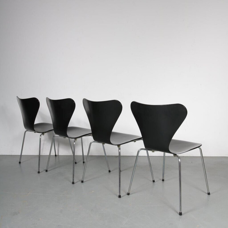 Ensemble de 4 chaises papillon vintage par Arne Jacobsen, fabriqué par Fritz Hansen 1990