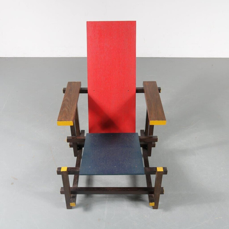 Rietveld chair manufactured in the Netherlands 1970s