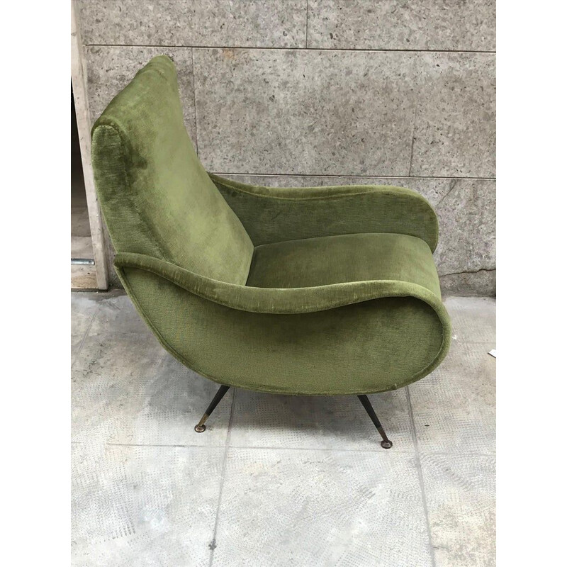 Paire de fauteuils vintage vert en velours, Italie 1960