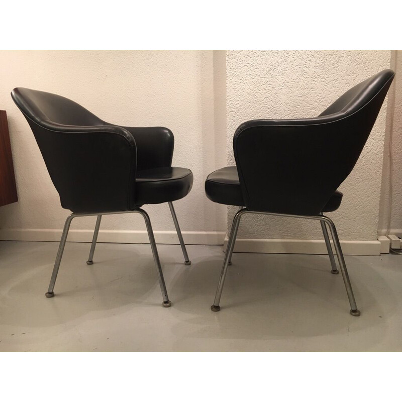 Vintage pair of armchairs by Eero Saarinen for Knoll, 1960