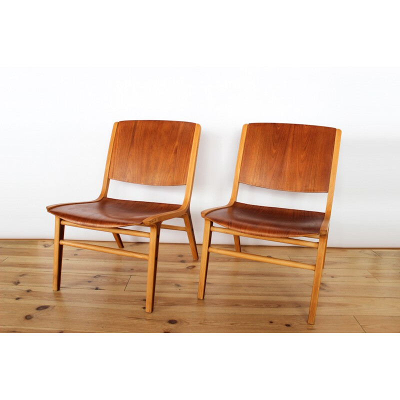 Fritz Hansen pair of AX chairs, Peter HVIDT & Olga MOLGAARD - 1950s