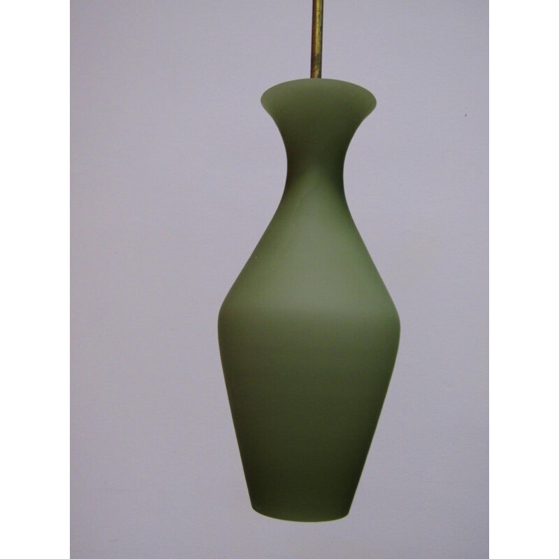 Lampadario vintage in vetro colorato verde con struttura in ottone di Stilnovo 1950