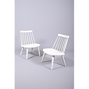StolAB pair of Sibbo white armchairs, Yngve EKSTROM - 1950s