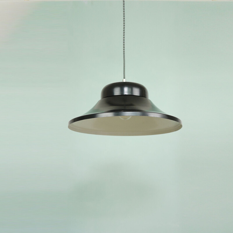 Lámpara colgante de latón industrial negro 1950