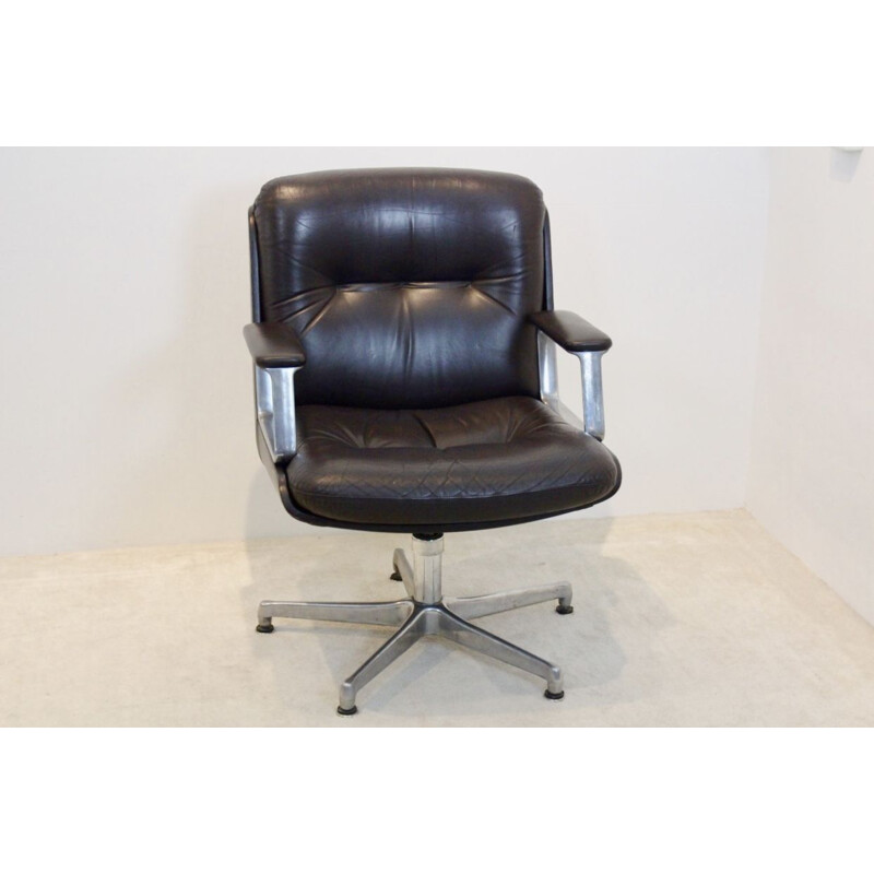 Vintage executive leather swivel chair by Vaghi, Italy 1960